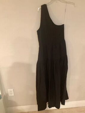 Elan Black One-Shoulder Tiered Maxi Dress NWT Large